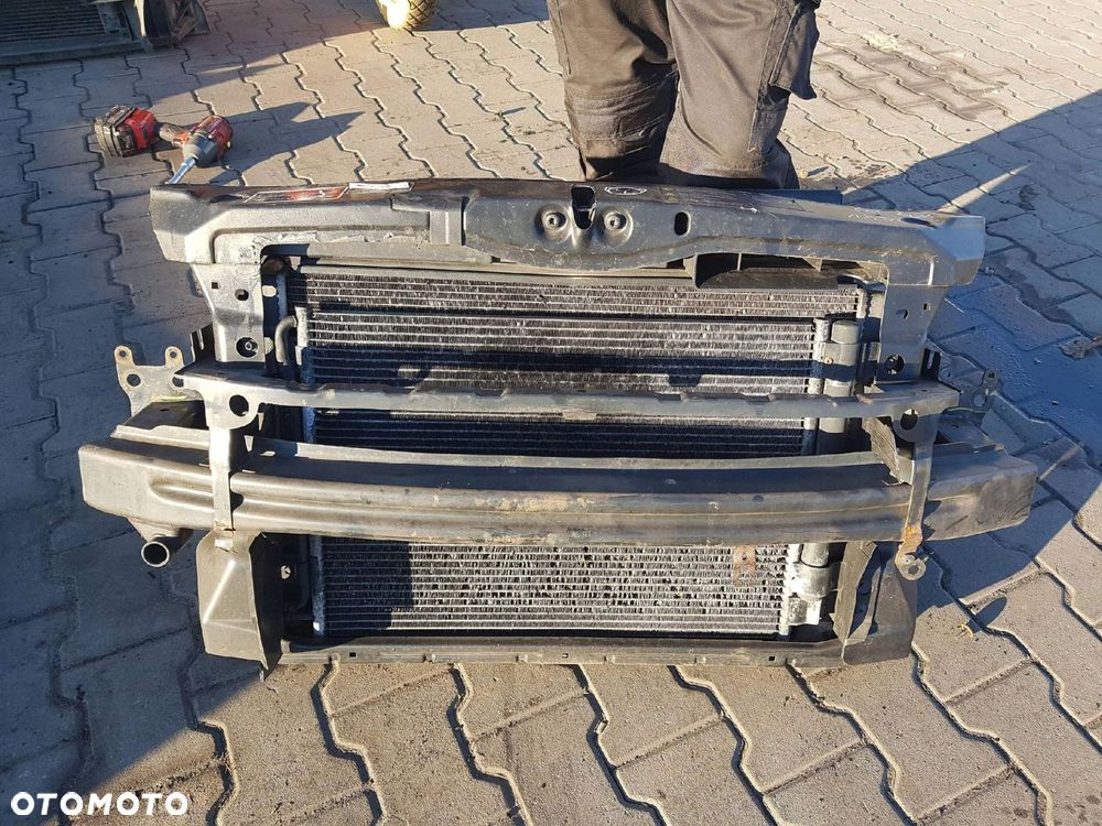 SKODA OCTAVIA II LIFT 08-12r 1.4 TSI PAS PRZEDNI CHŁODNICE WENTYLATORY - 1