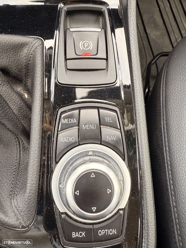 BMW 216 Active Tourer d - 25