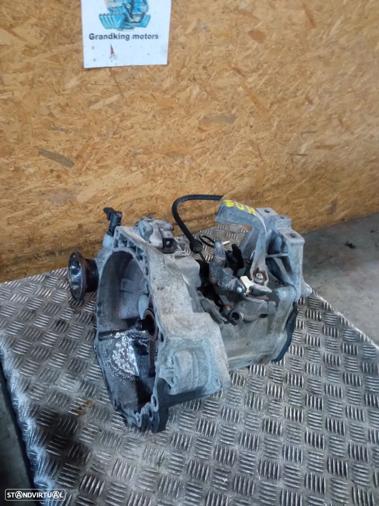 Caixa de velocidades Volkswagen Golf V 1.9Tdi PD100 REF: EUH - 7