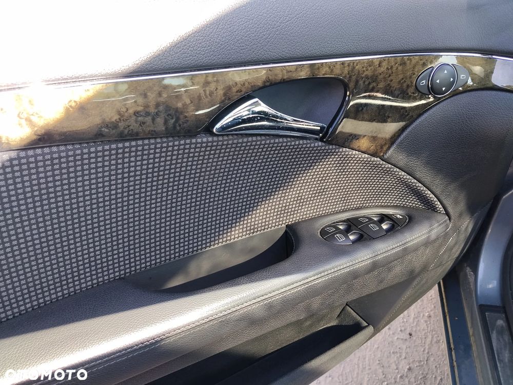 Mercedes-Benz Klasa E 280 CDI Avantgarde DPF - 12