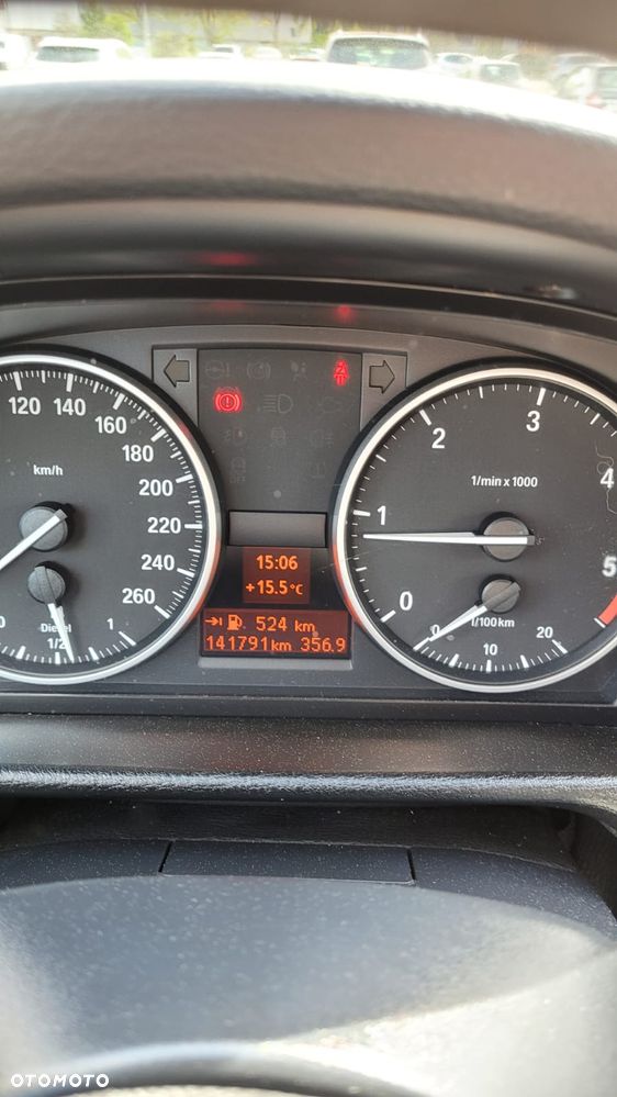 BMW X1 sDrive18d - 14