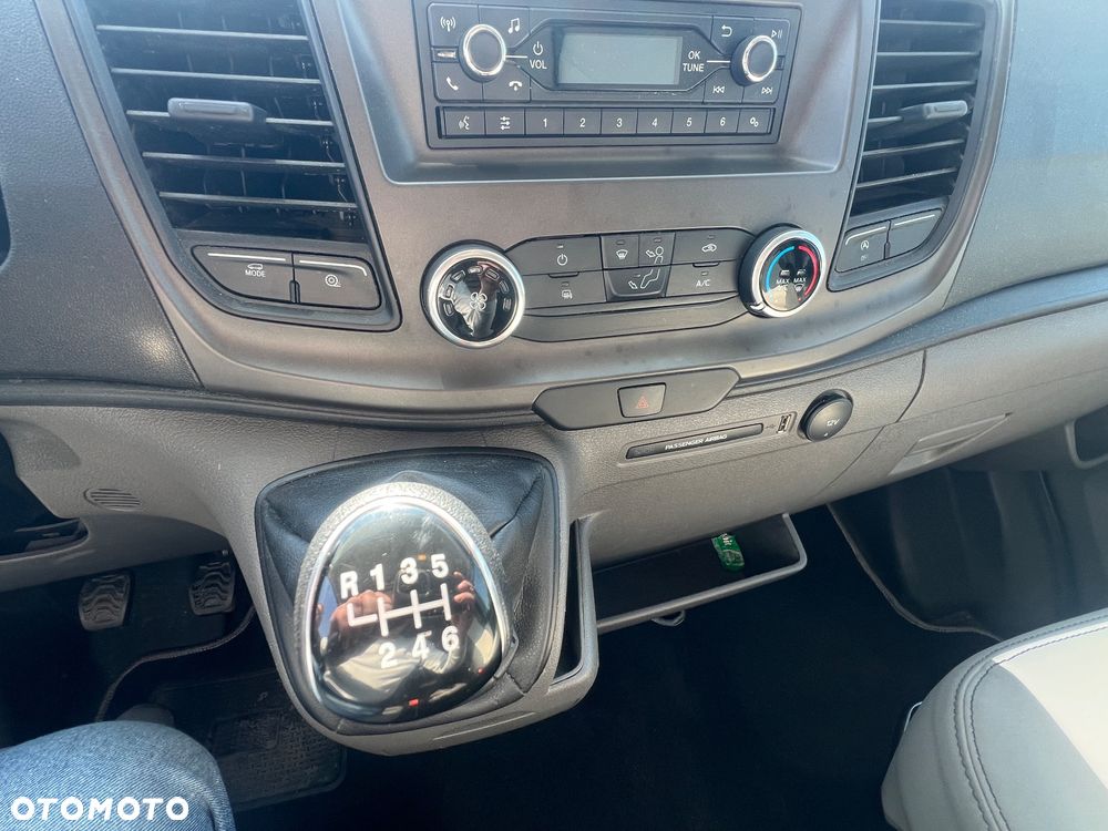 Ford Transit - 10