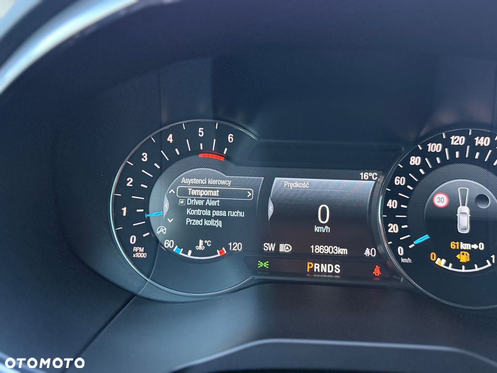 Ford S-Max 2.0 EcoBlue Titanium - 32