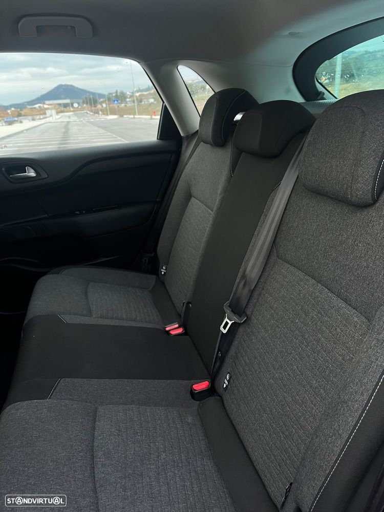 Citroën C4 PureTech 110 Live - 10