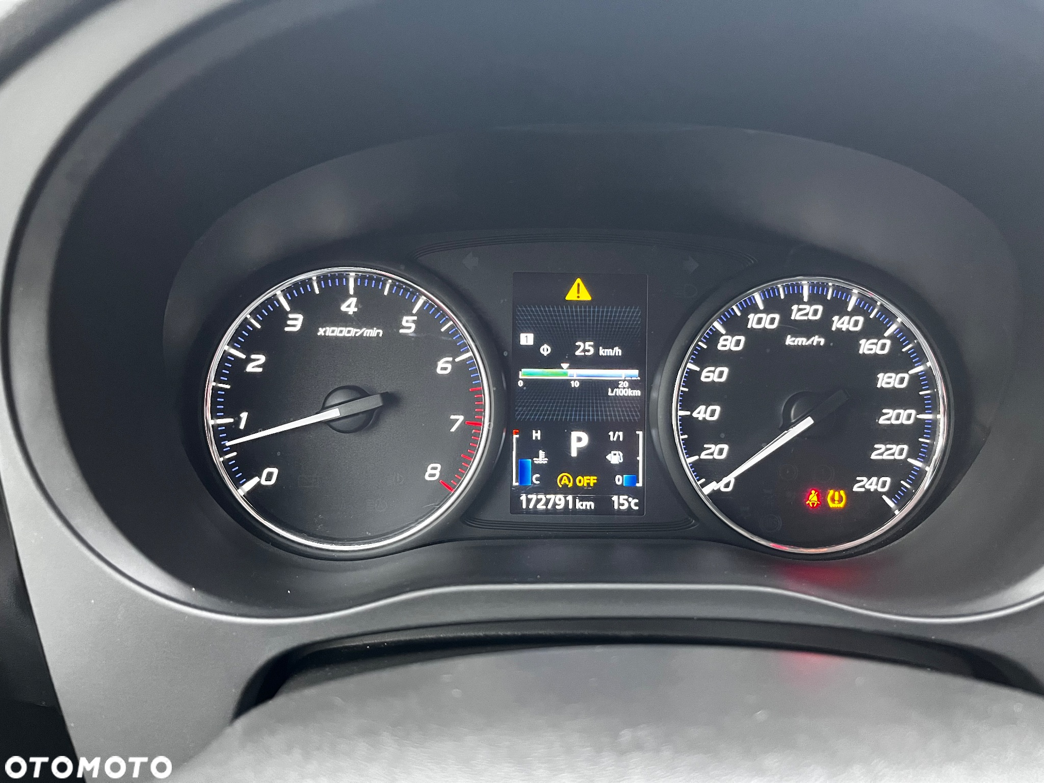 Mitsubishi Outlander 2.0 Intense 2WD CVT - 17
