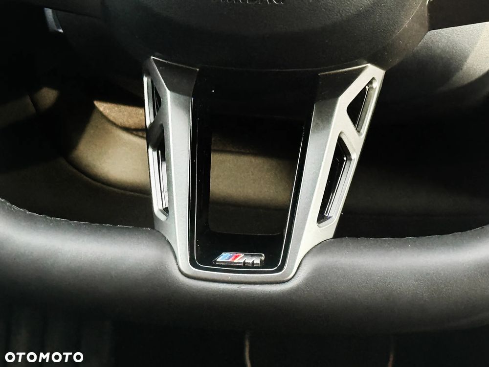 BMW Seria 5 520d - 23