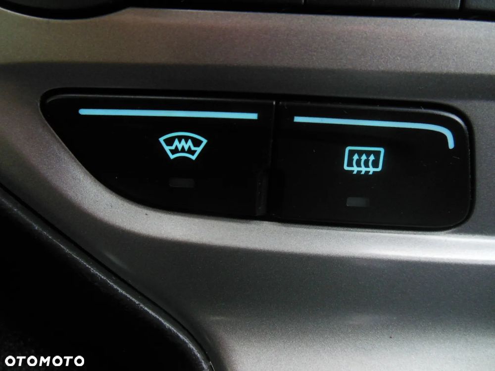 Ford Focus - 18