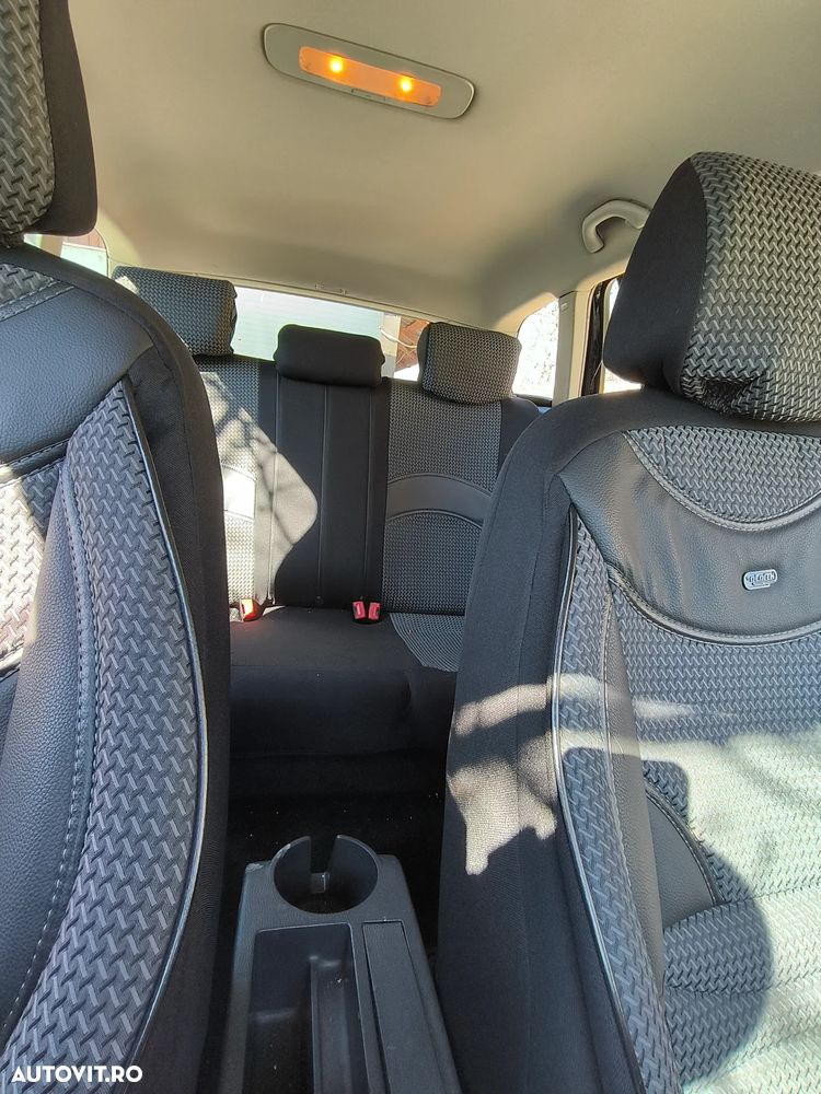 Volkswagen Golf 1.9 TDI Sportline - 3