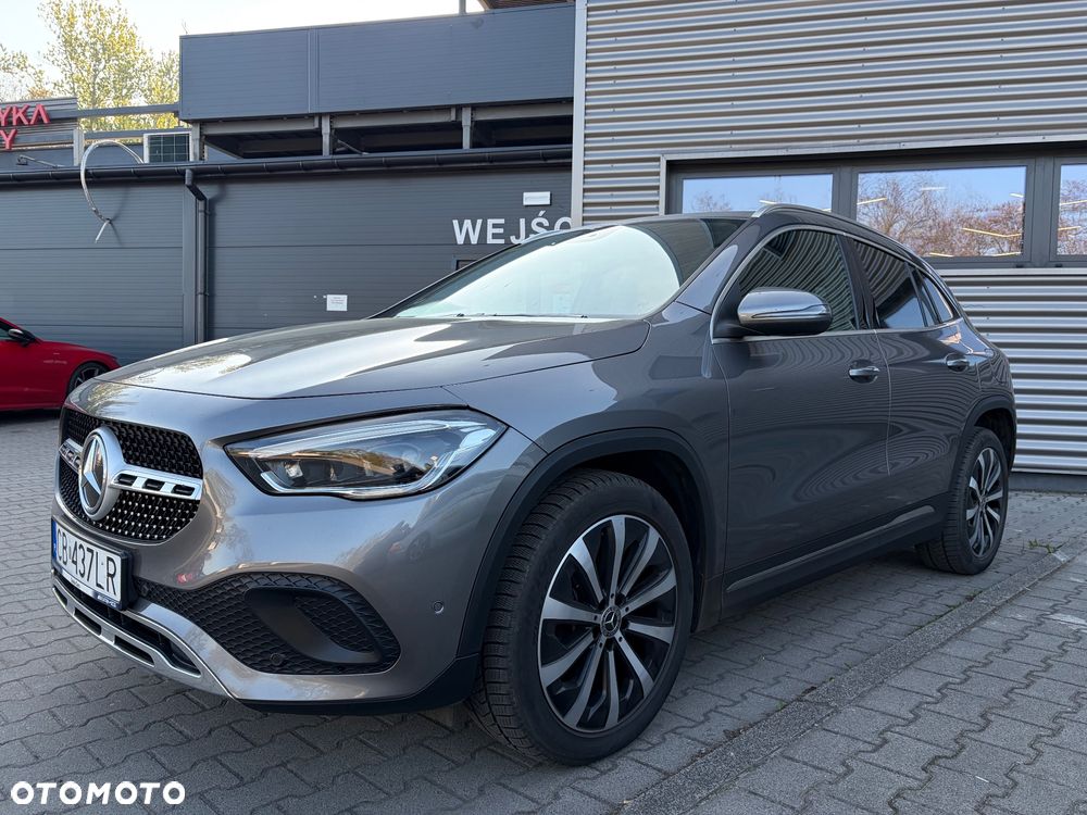 Mercedes-Benz GLA 200 Business Edition - 9