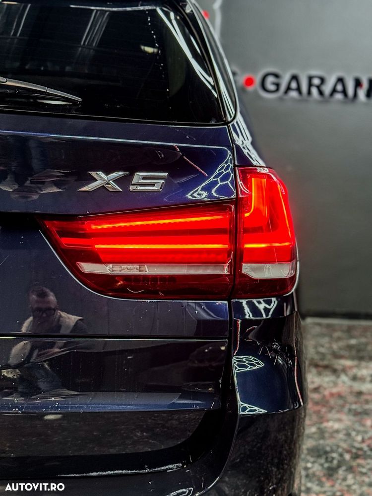 BMW X5 xDrive35i - 16