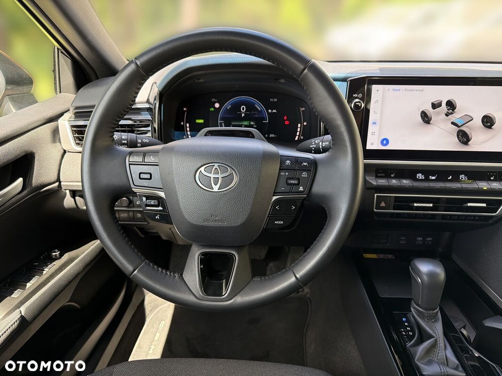 Toyota Camry - 15