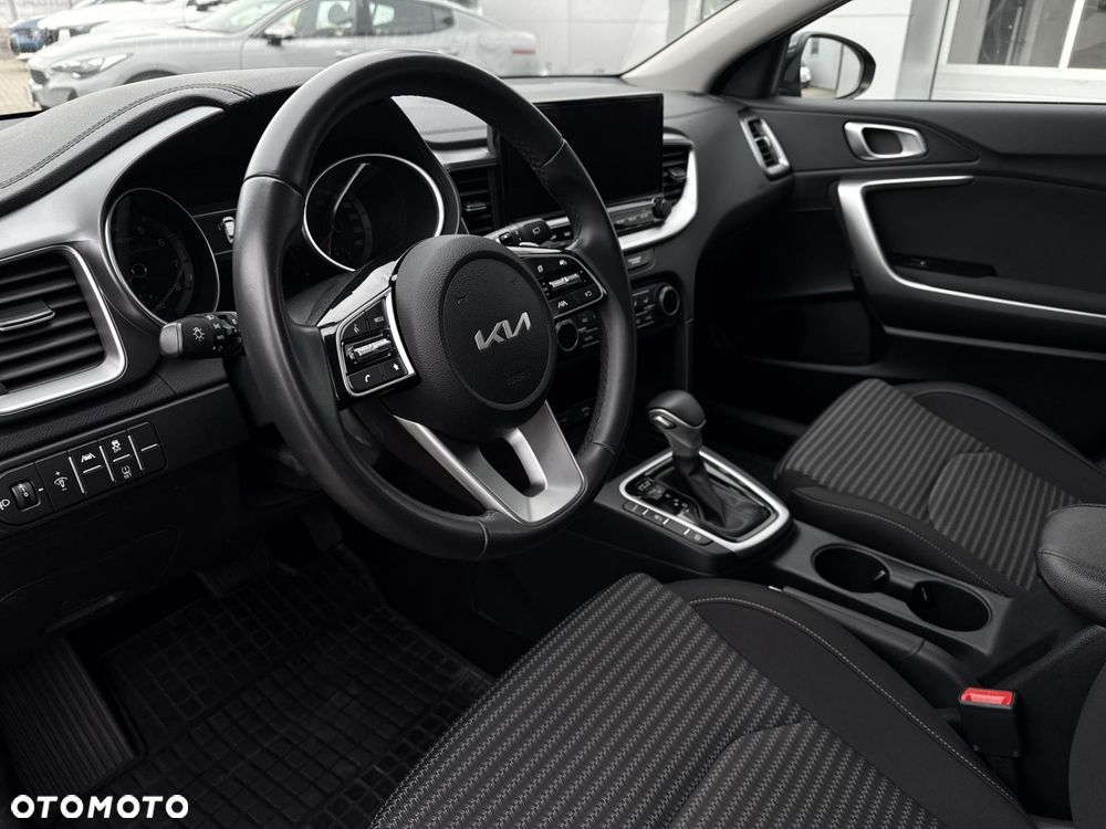 Kia Ceed 1.5 T-GDI M DCT - 10