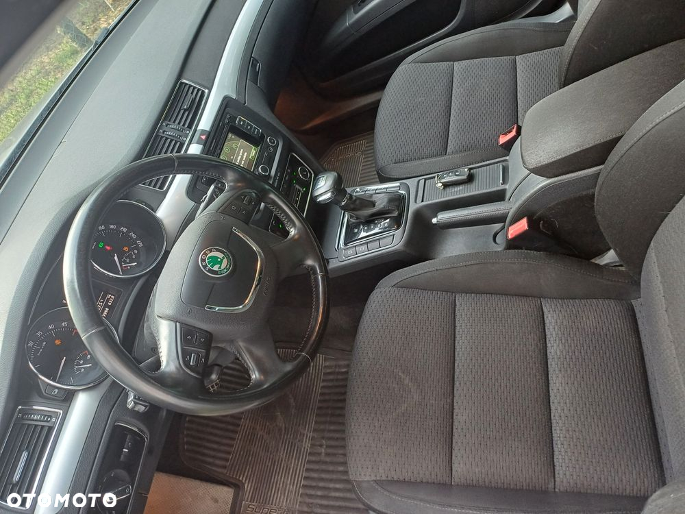 Skoda Superb Combi 2.0 TDI 4x4 DSG AllDrive - 10