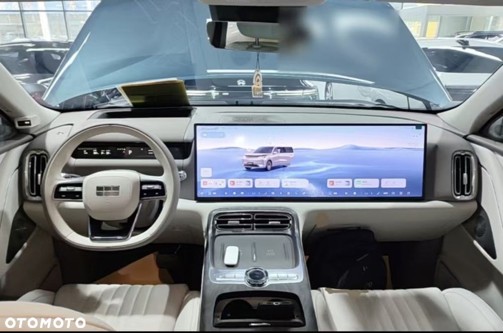 Geely M9 - 5