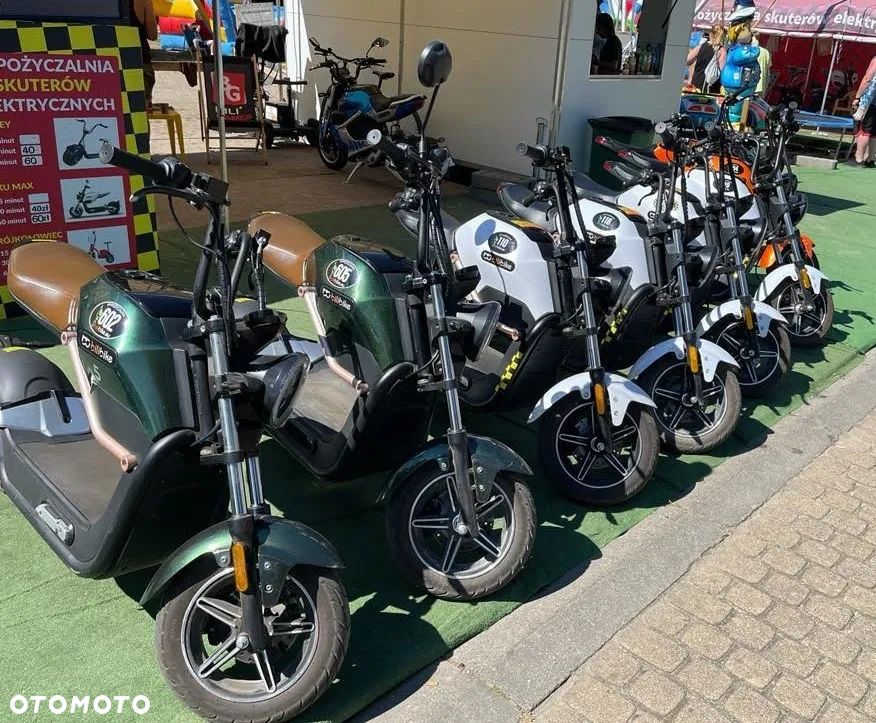 Bili Bike Miku Max - 1