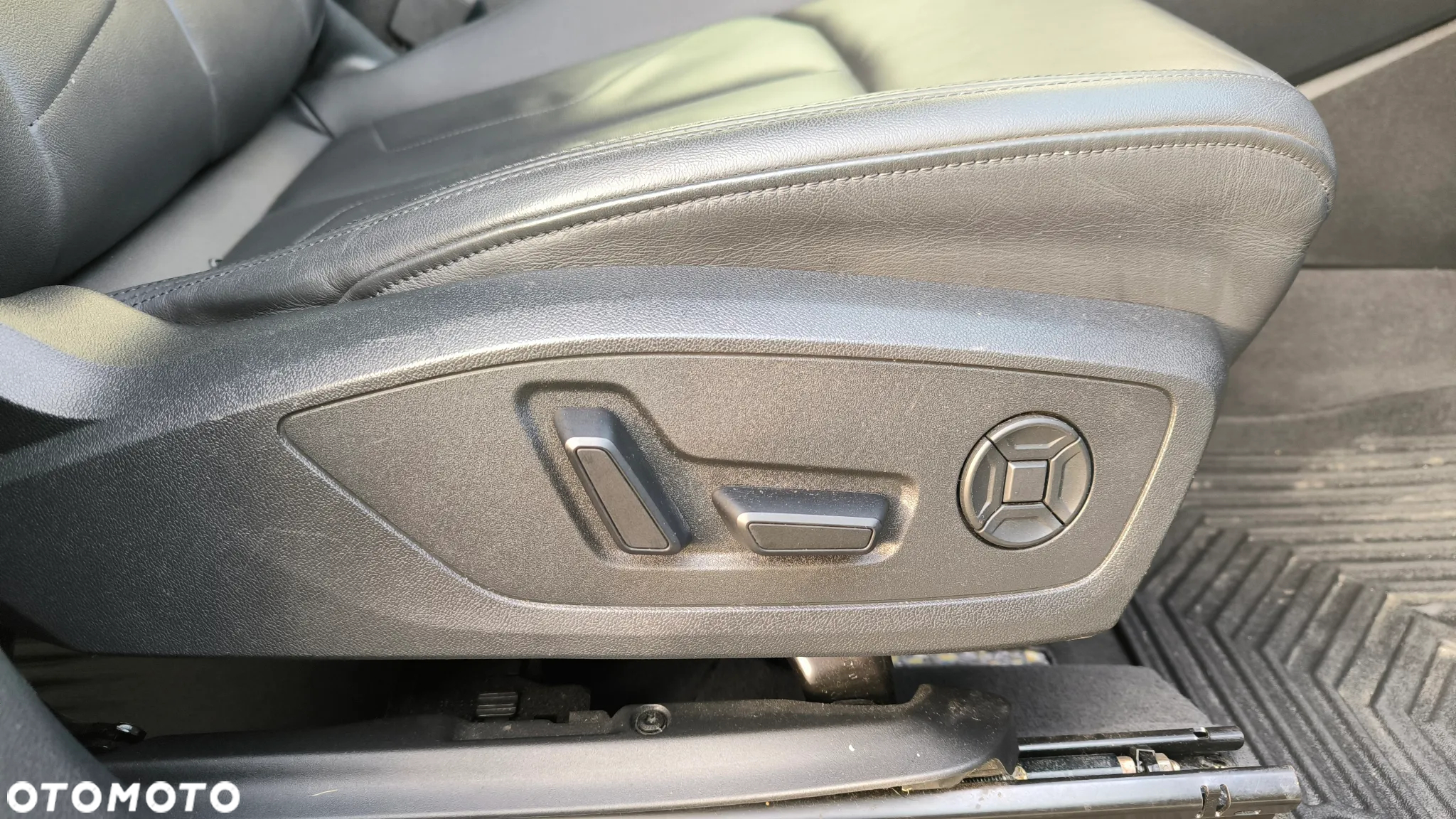 Audi Q3 45 TFSI Quattro S Line S tronic - 12