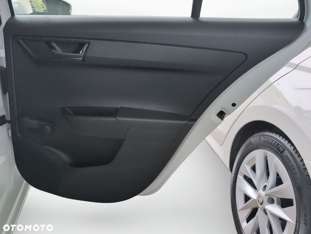 Skoda Fabia 1.0 TSI Ambition - 13