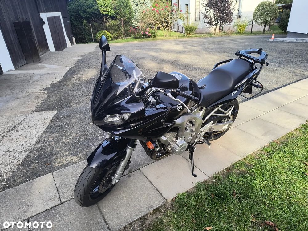Yamaha FZ6 - 3