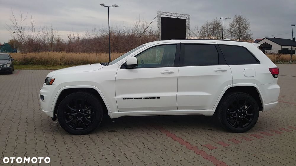 Jeep Grand Cherokee - 3