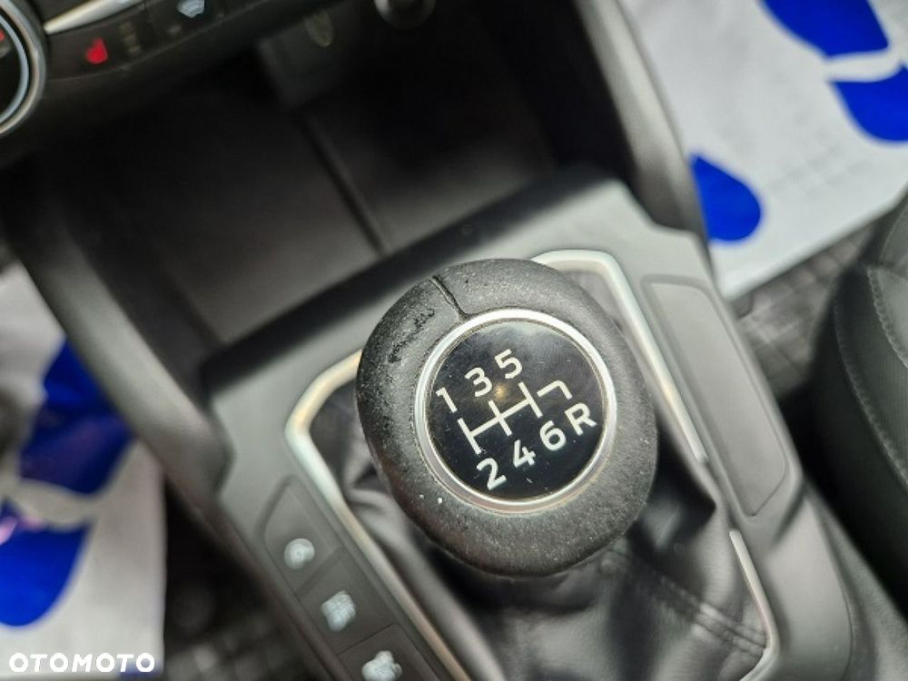 Ford Focus 1.0 EcoBoost Start-Stopp-System TREND - 38