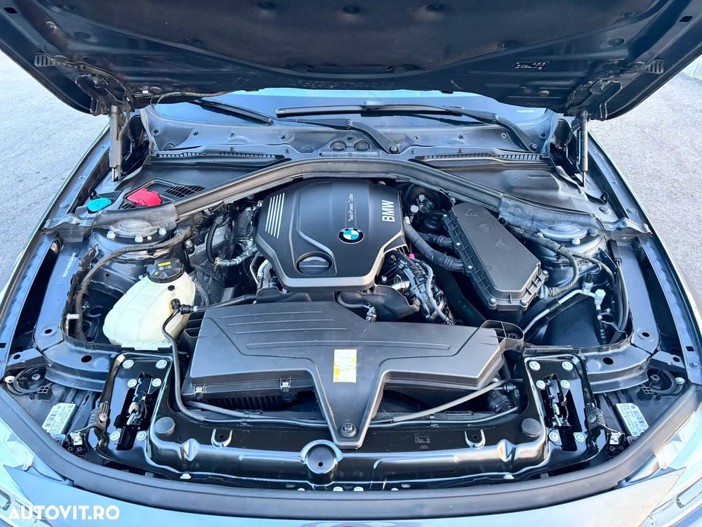 BMW Seria 3 318d Aut. Luxury Line - 22