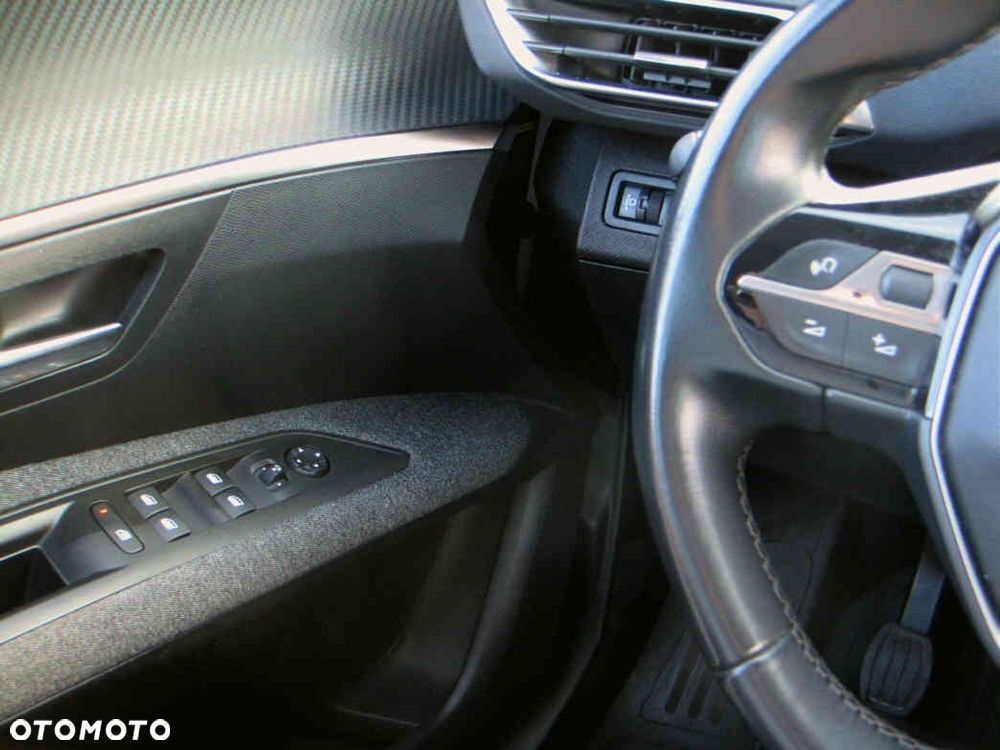 Peugeot 3008 1.5 BlueHDi Active S&S - 13