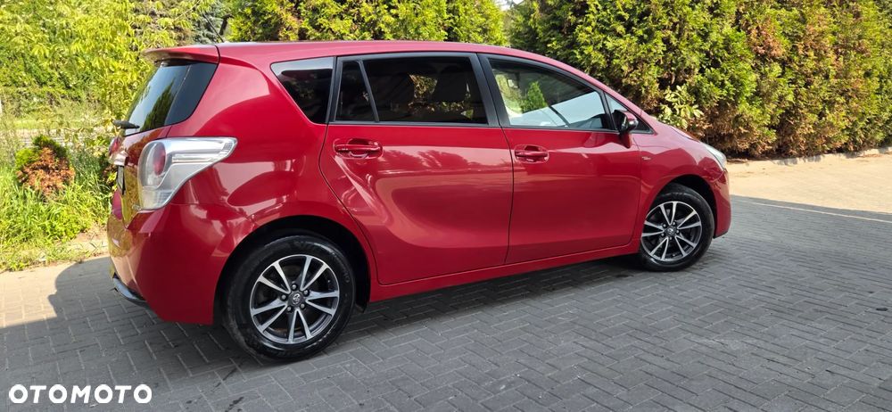 Toyota Verso 2.0 D-4D 5-Sitzer Executive - 17