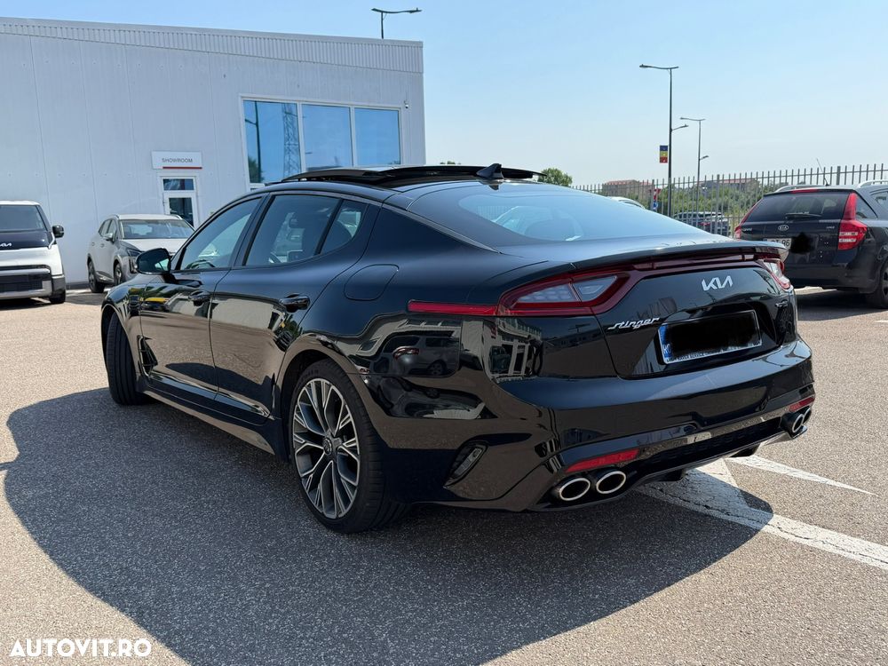 Kia Stinger 2.0 T-GDI RWD GT Line - 3