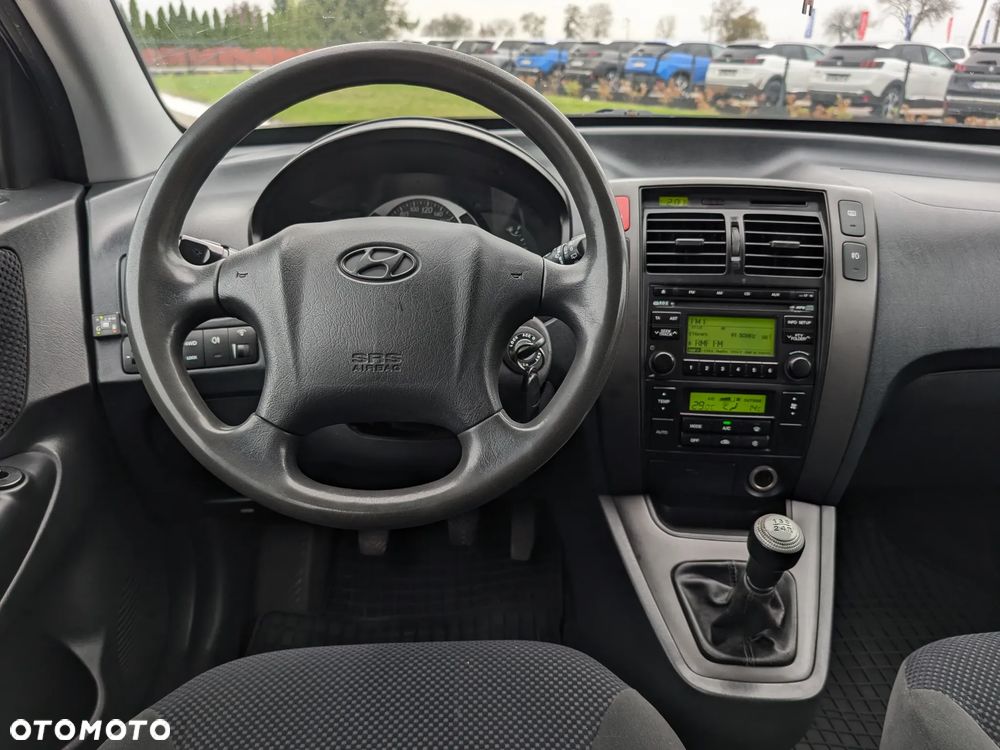 Hyundai Tucson 2.0 4WD GLS - 27
