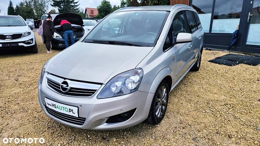 Opel Zafira 1.8 Cosmo EasyTronic EU5 - 3