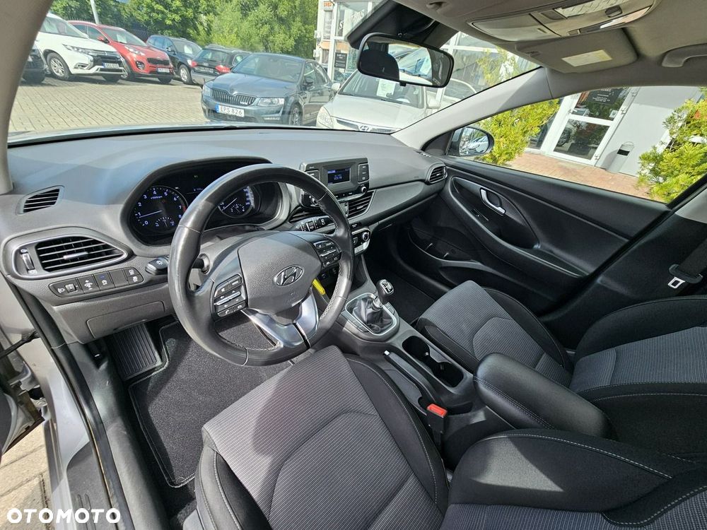 Hyundai i30 1.5 DPI Modern - 21