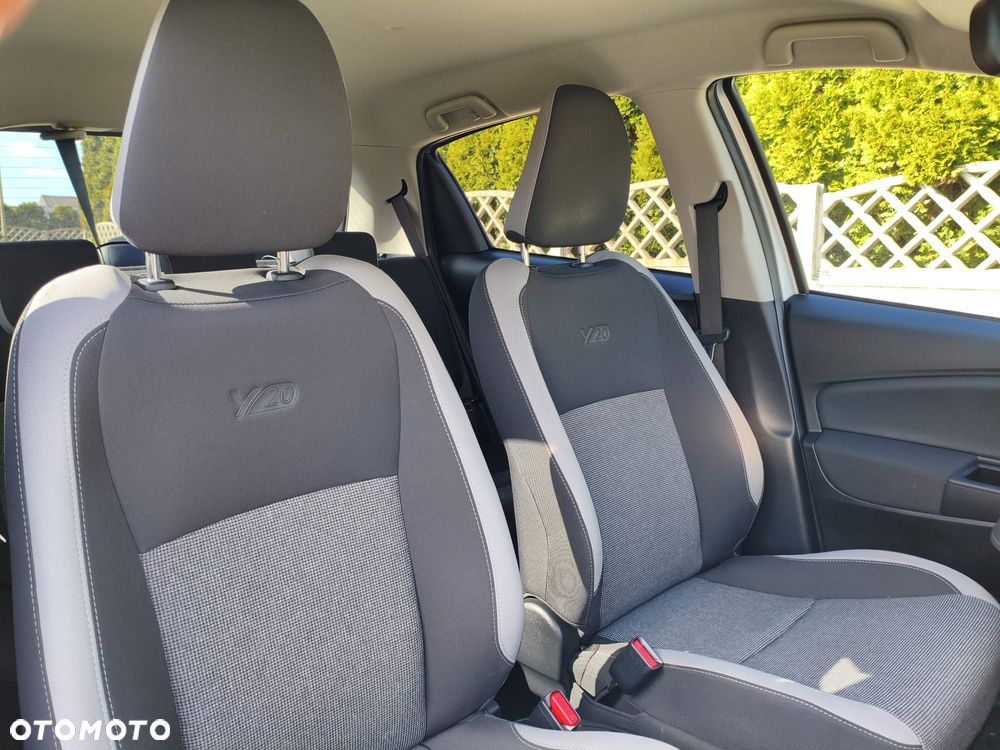 Toyota Yaris 1.5 20th Anniversary CVT - 20