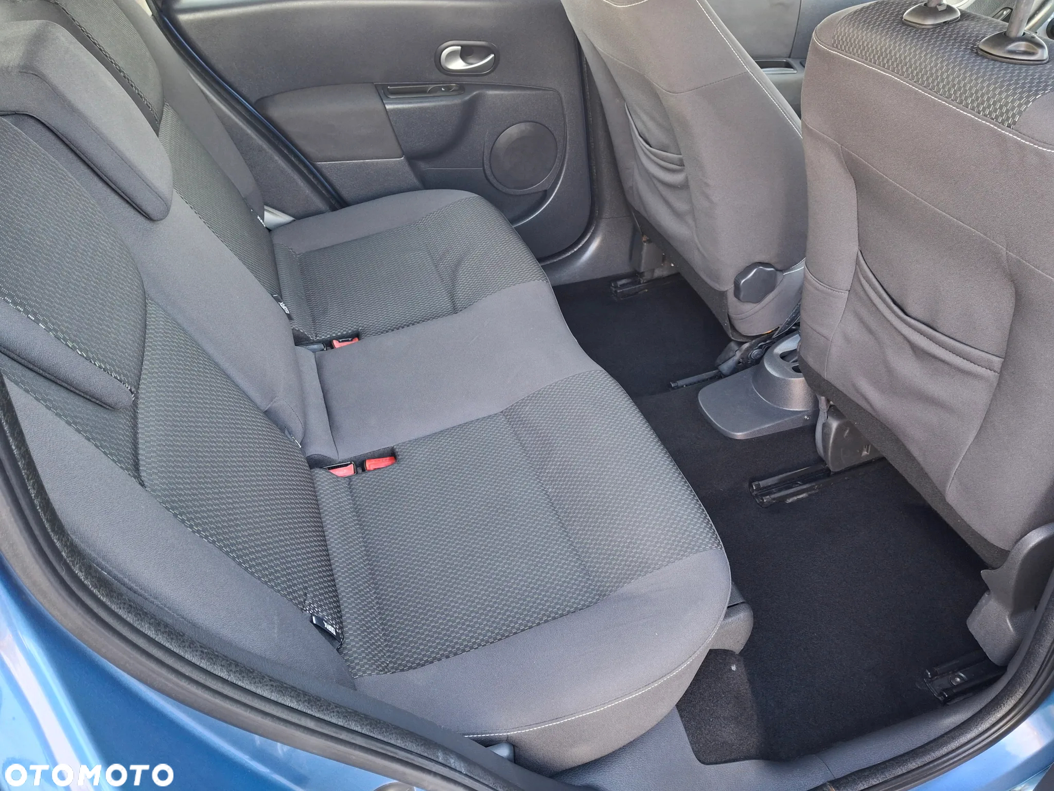 Renault Modus 1.5 dCi Cite - 27