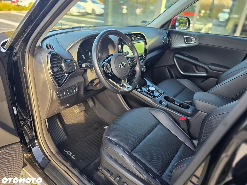 Kia Soul 64kWh L - 26