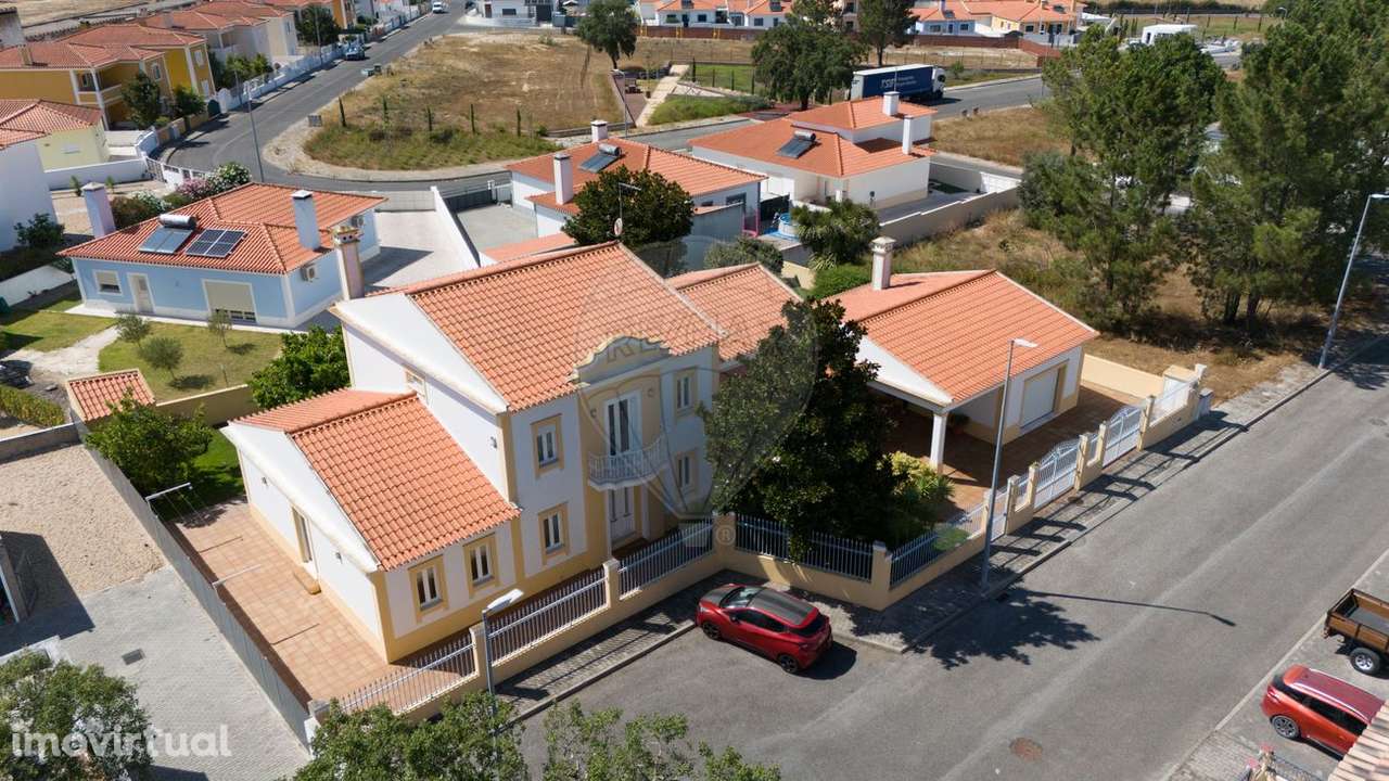 Moradia T4 para venda - Grande imagem: 2/50