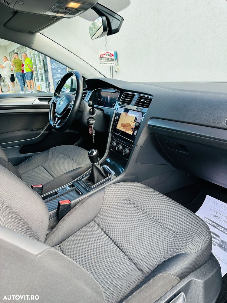 Volkswagen Golf Variant 1.6 TDI (BlueMotion Technology) Trendline - 15