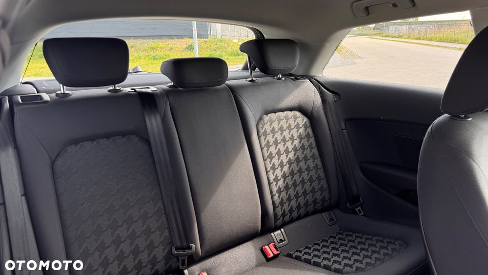 Audi A3 3-drzwiowe 1.4 TFSI Attraction - 30