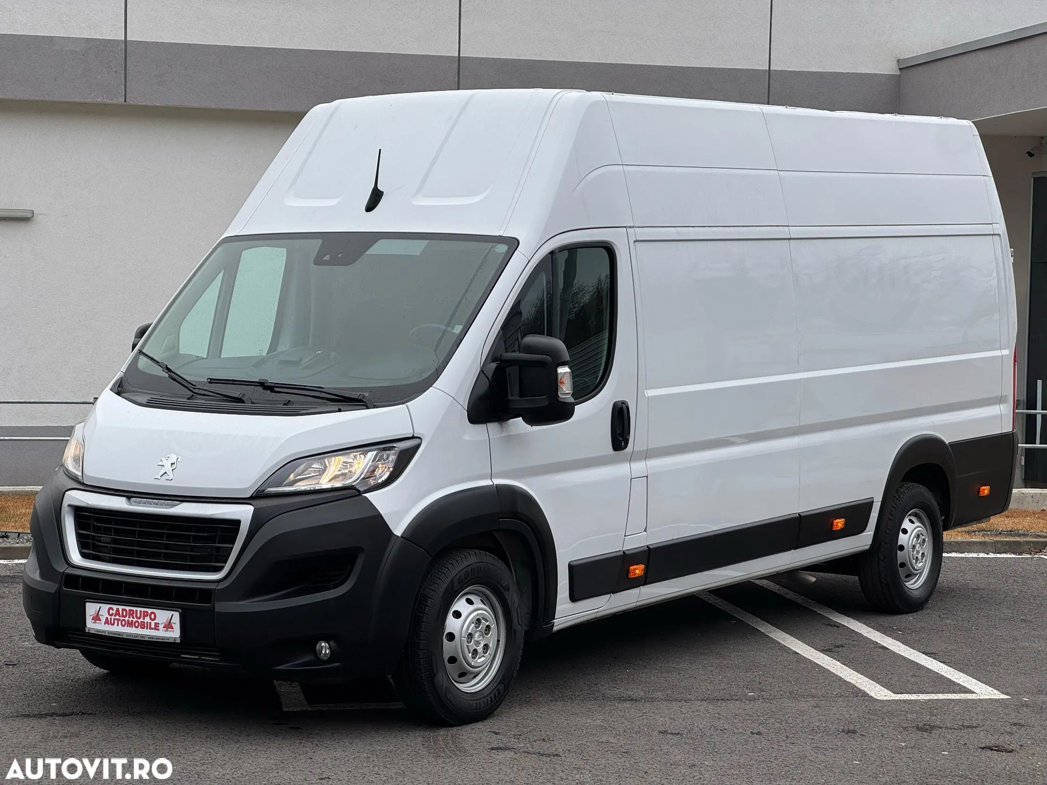Peugeot Boxer L4H3 2.2 BlueHDi 17m3 - 1