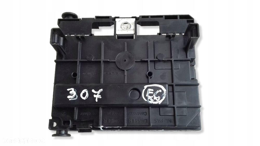 skrzynka bezpieczników moduł bsm 9659275780 l06 peugeot 307 01- citroen - 3