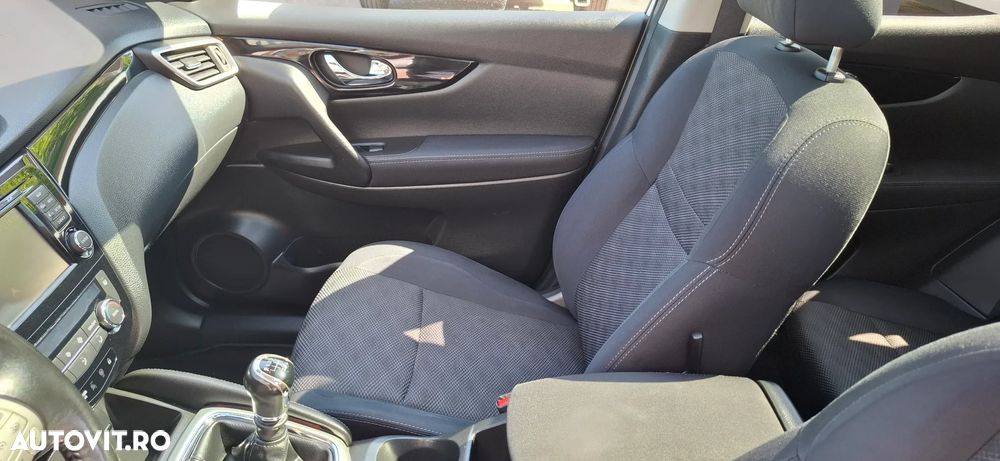 Nissan Qashqai 1.5 DCI Start/Stop Tekna - 17