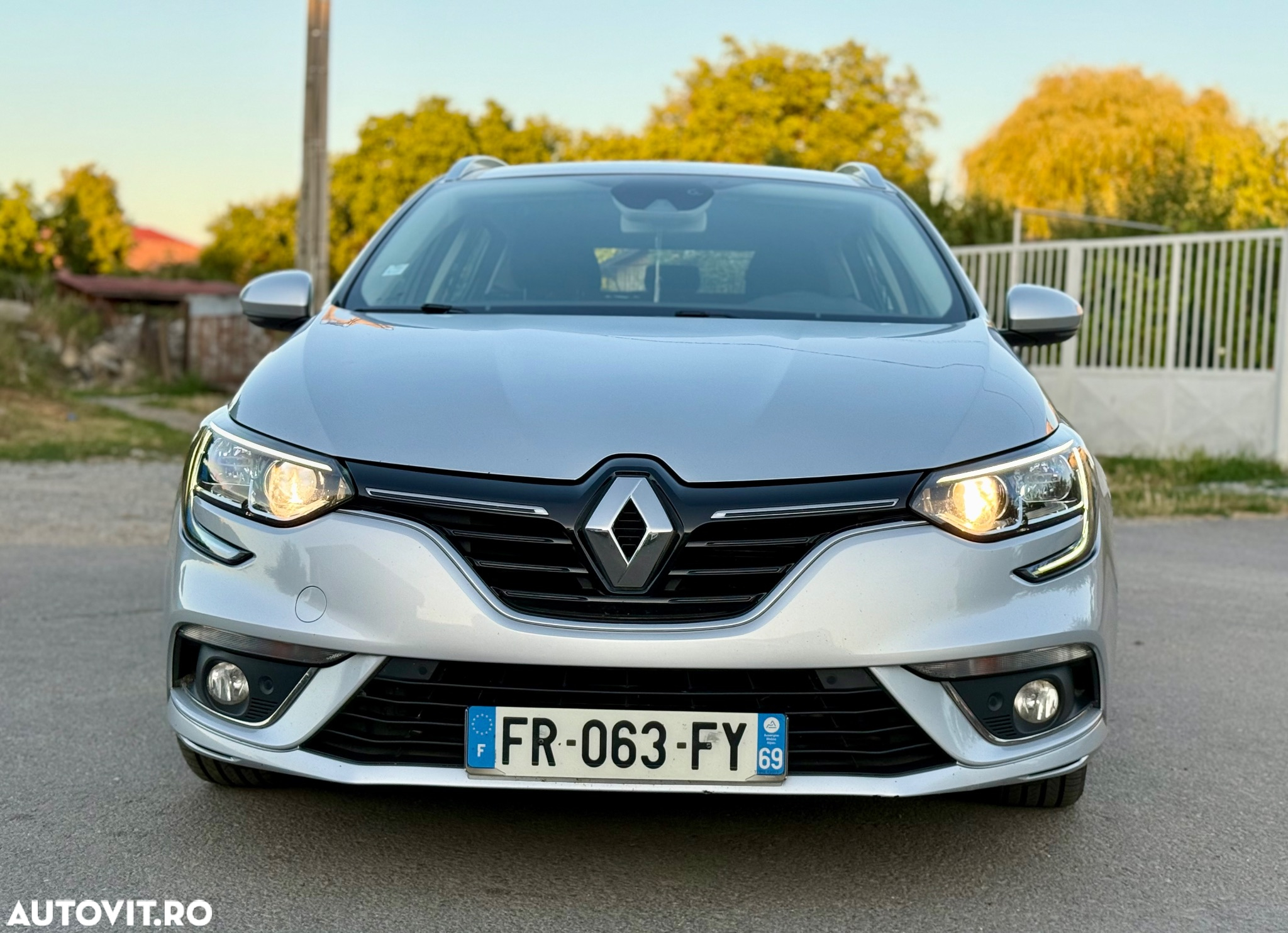 Renault Megane Blue dCi 116 Life - 3