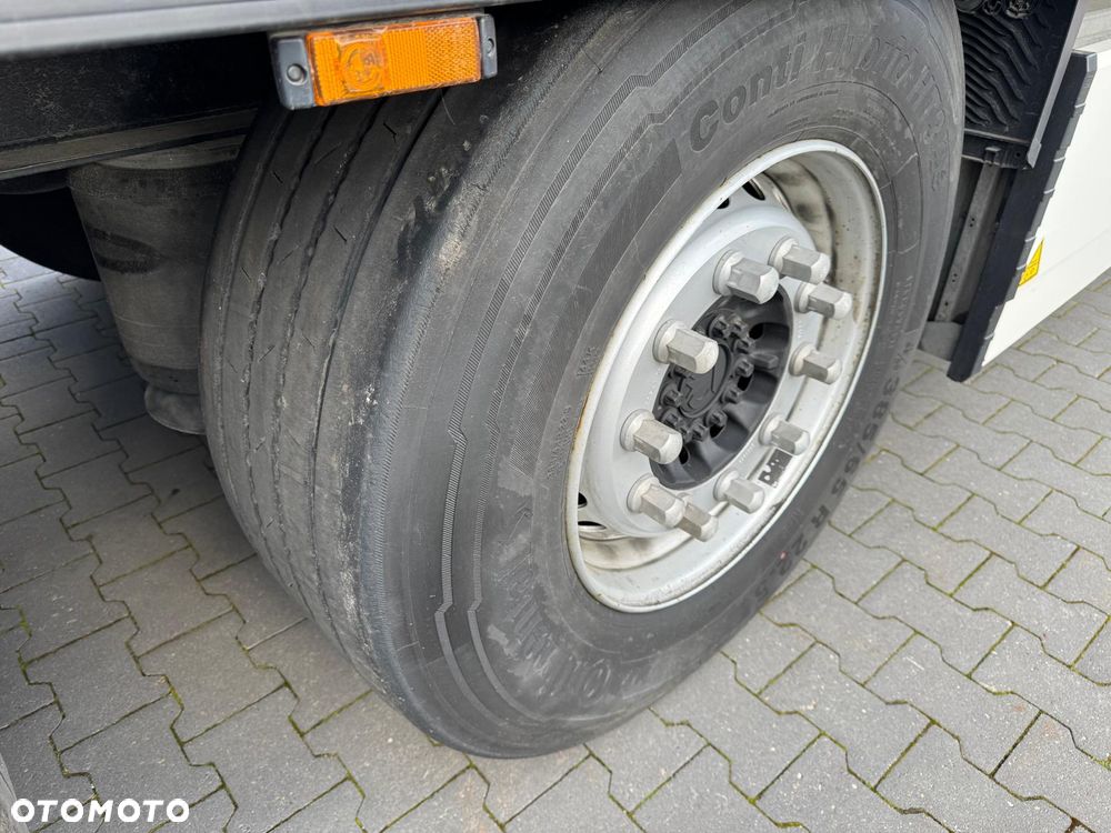 Krone Plandeka - 16