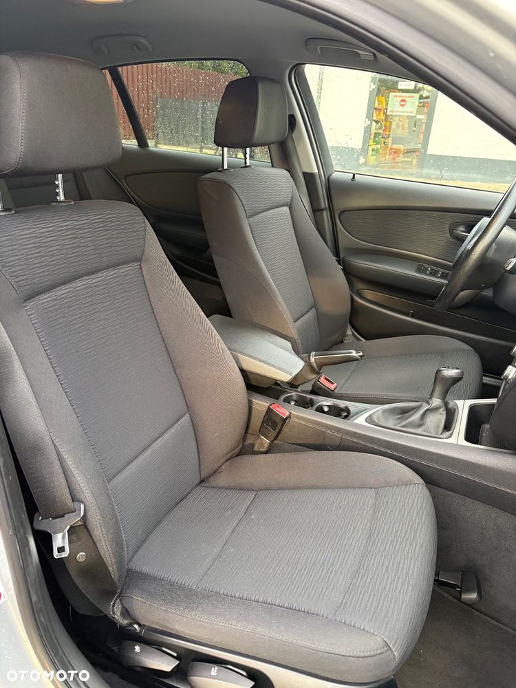BMW Seria 1 - 17