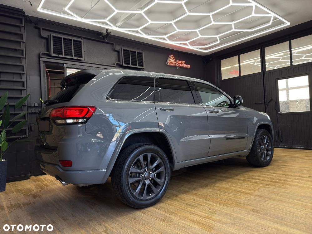 Jeep Grand Cherokee - 3
