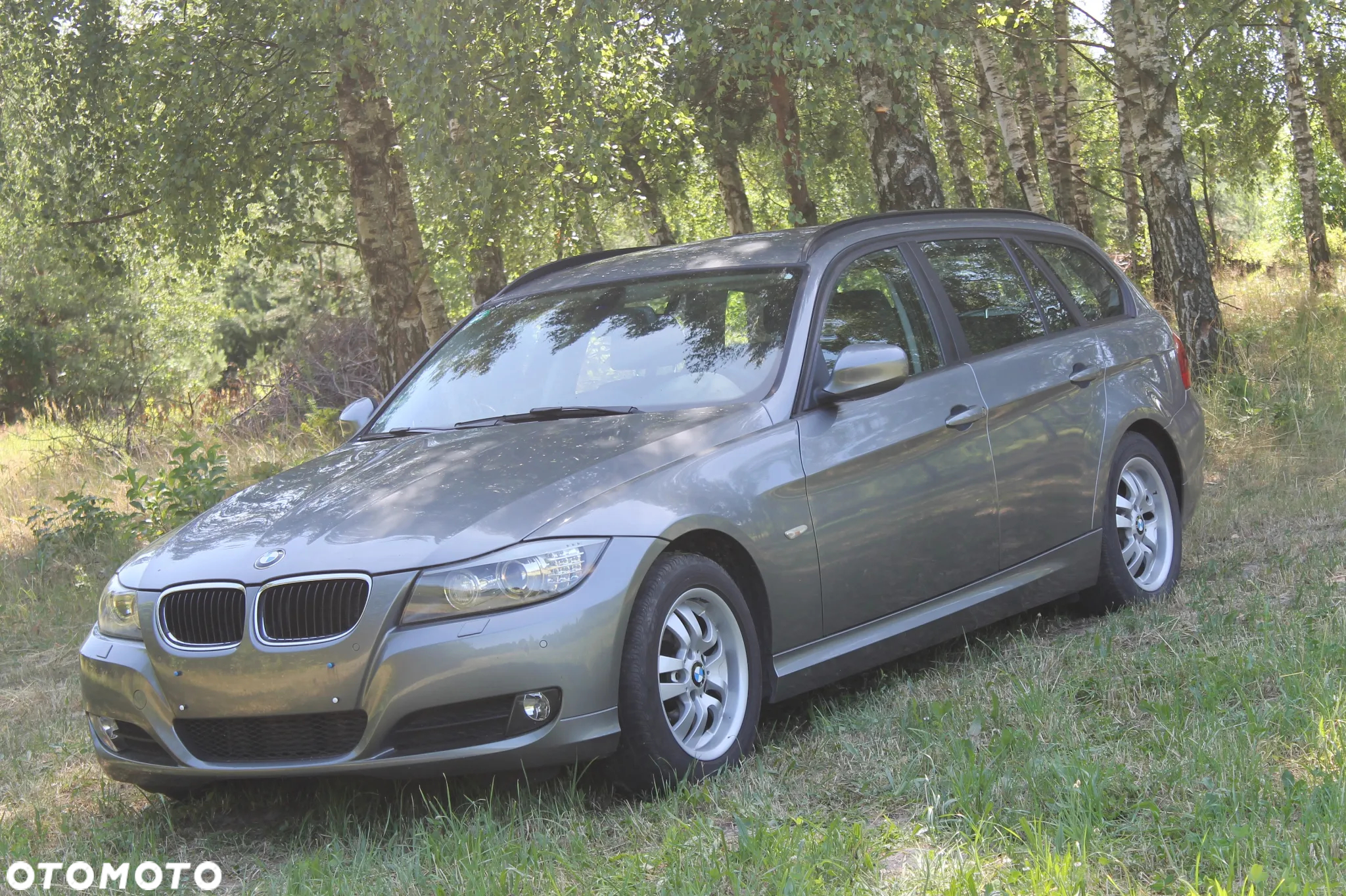 BMW Seria 3 318d DPF Touring Edition Exclusive - 4