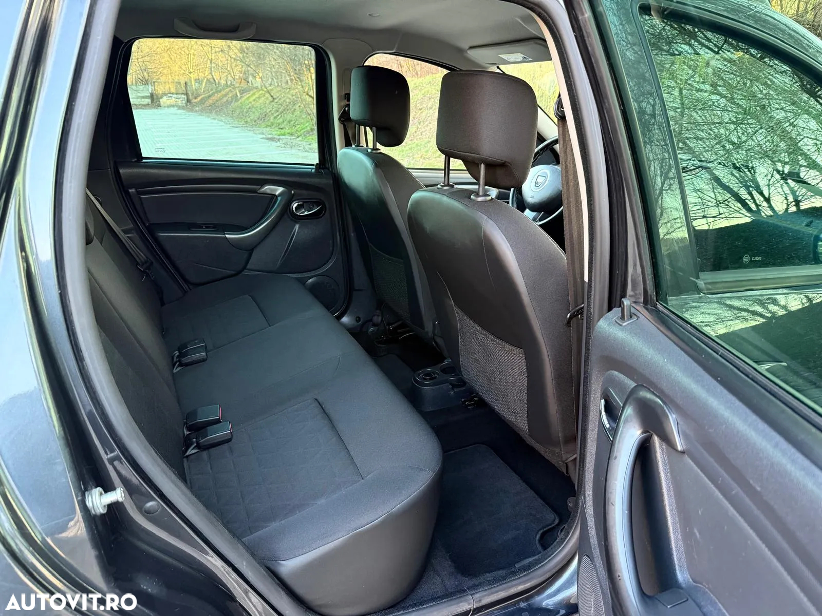 Dacia Duster 1.5 dCi 4x4 Laureate - 18