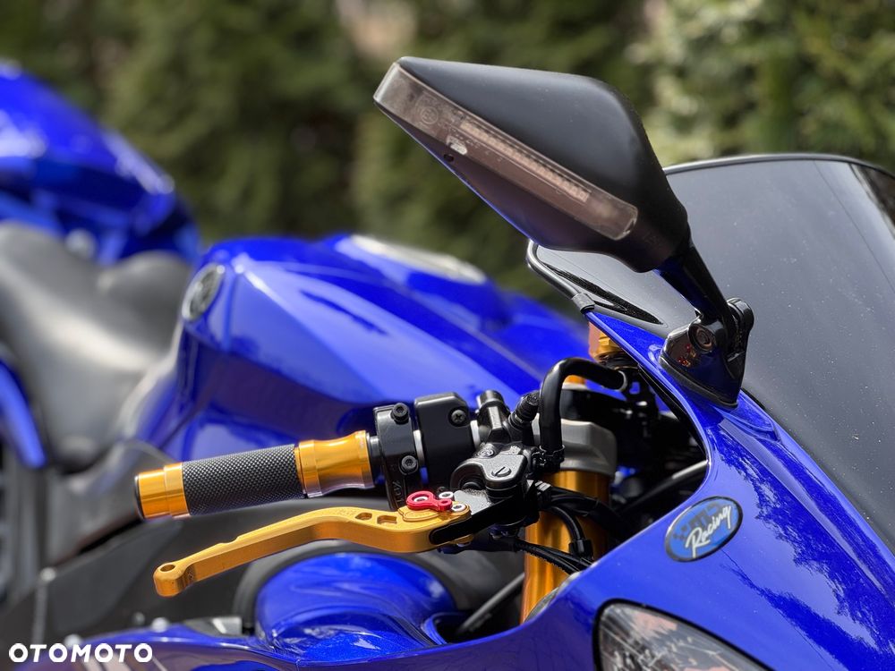 Yamaha YZF - 29