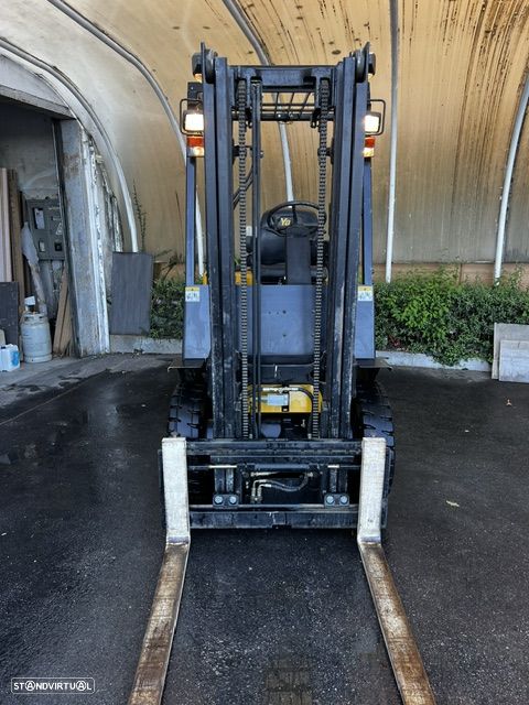Yale GLP 25 - 4