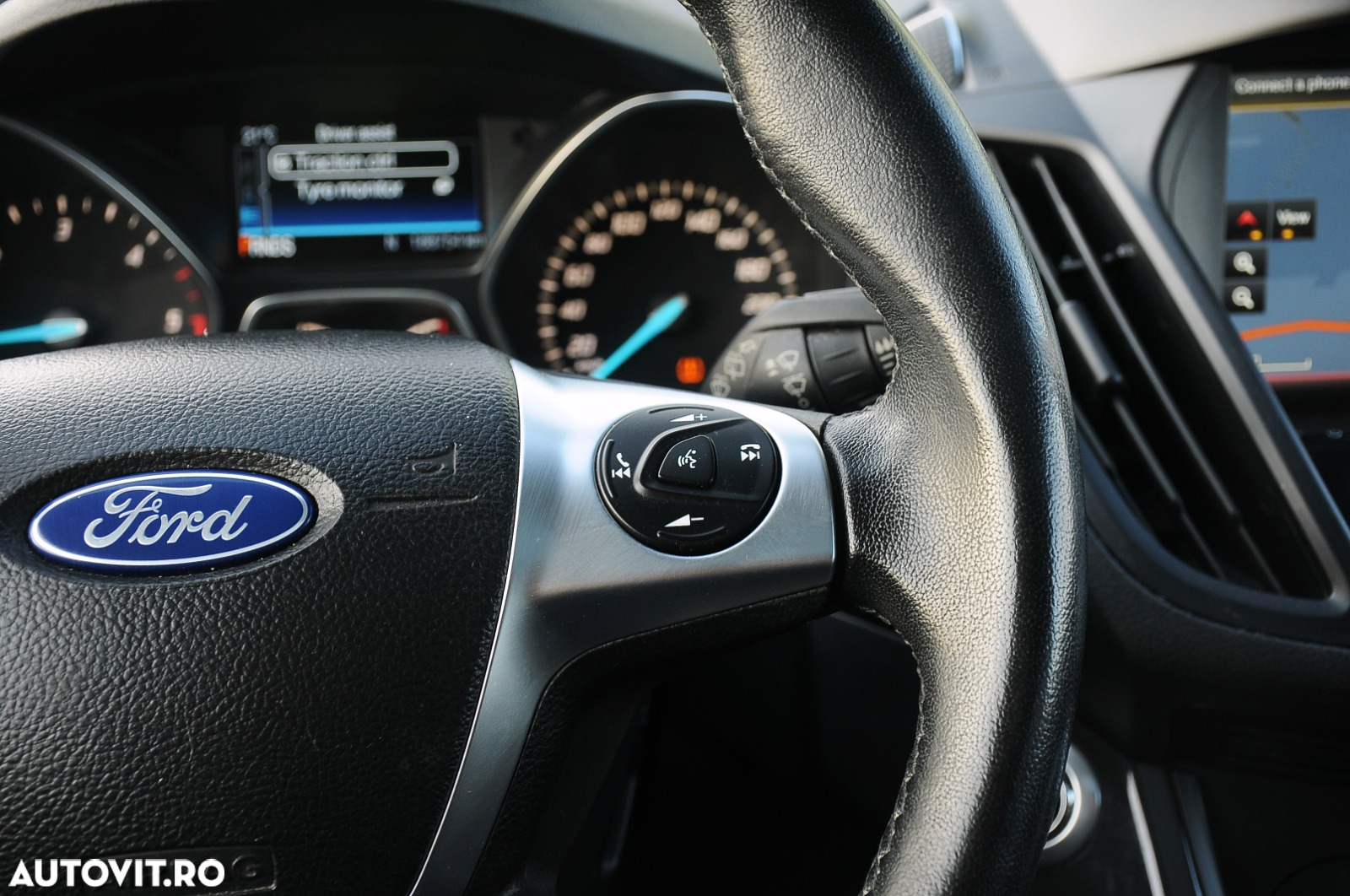 Ford Kuga 2.0 TDCi 4WD Powershift Titanium - 8