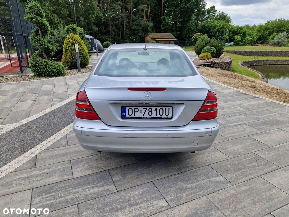 Mercedes-Benz Klasa E - 26